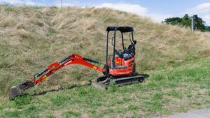 Bagger mieten: Klassen, Tonnage und Transport zur Baustelle