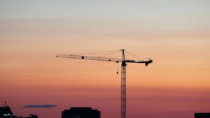 Baumaschinen mieten: Was Sie vor der ersten Buchung wissen sollten