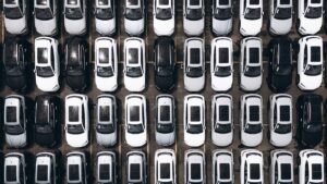 Dienstwagen und die 1-Prozent-Regel: Rechnung, Brutto-Netto und Varianten